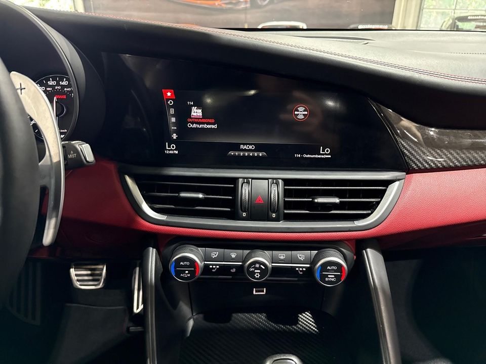 2017 Alfa Romeo Giulia Quadrifoglio