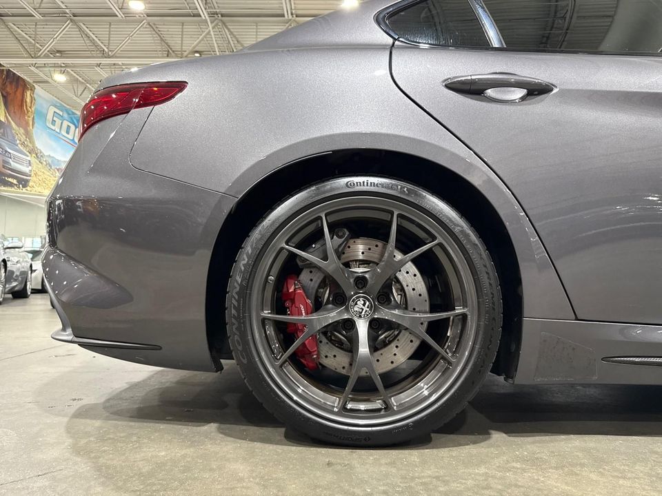 2017 Alfa Romeo Giulia Quadrifoglio