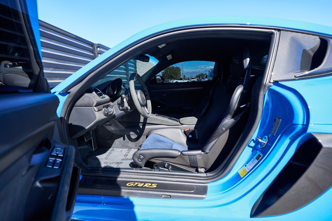 2023 Porsche 718 Cayman