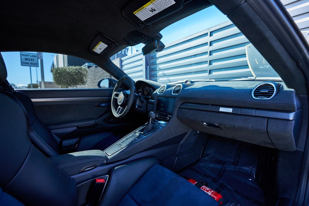 2023 Porsche 718 Cayman