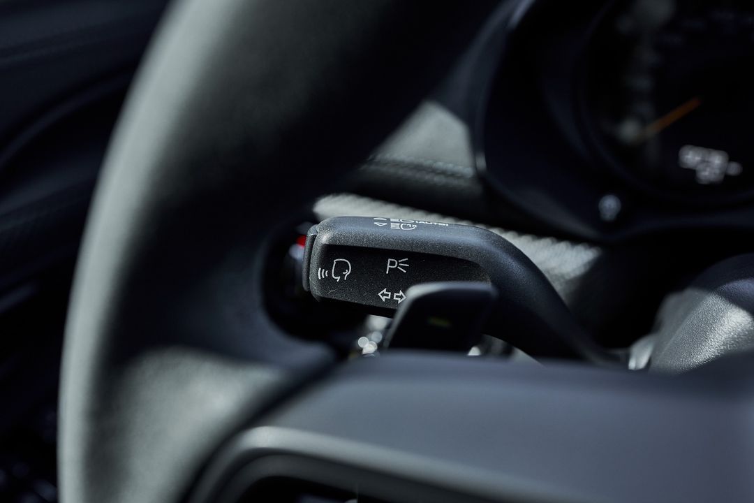 2023 Porsche 718 Cayman