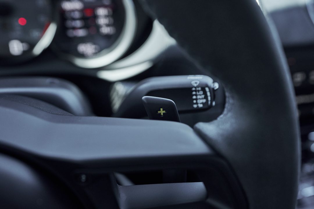 2023 Porsche 718 Cayman