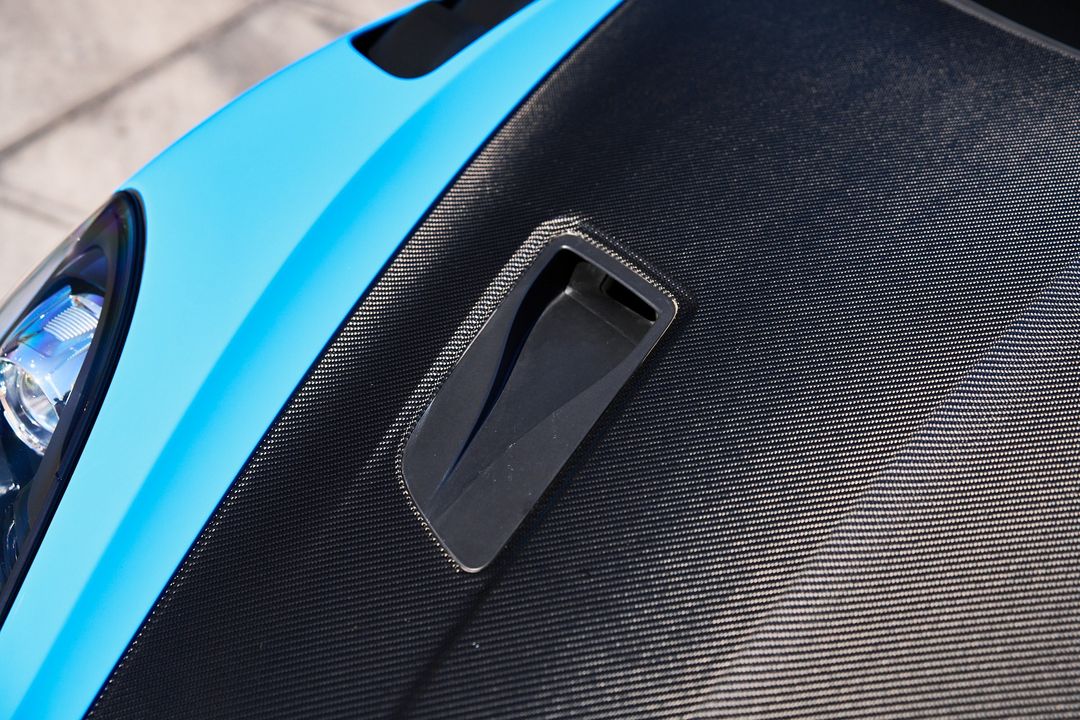 2023 Porsche 718 Cayman