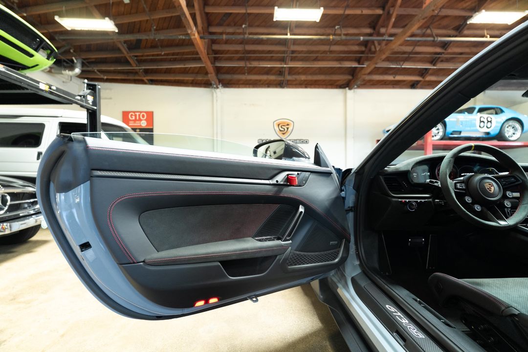 2025 Porsche GT3RS