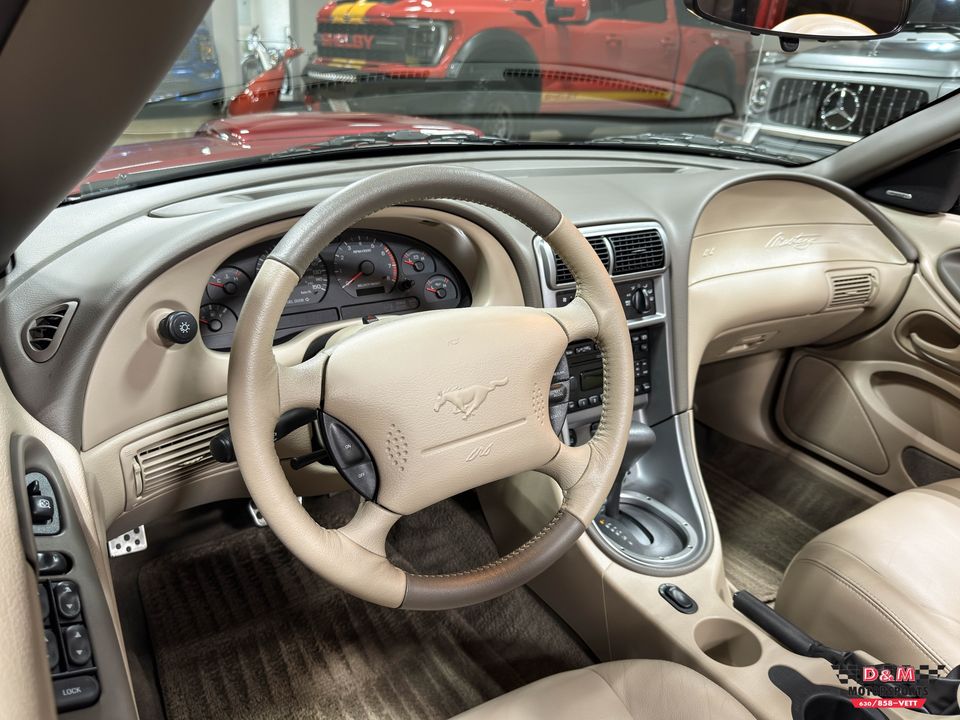 2004 Ford Mustang