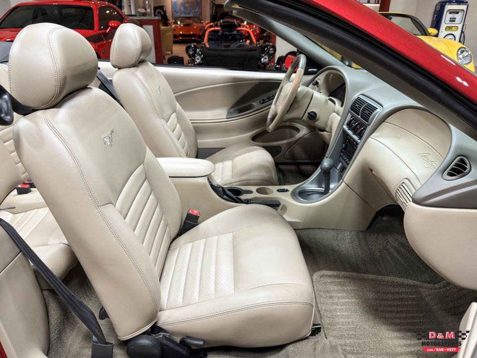 2004 Ford Mustang