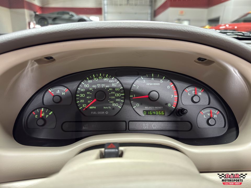 2004 Ford Mustang