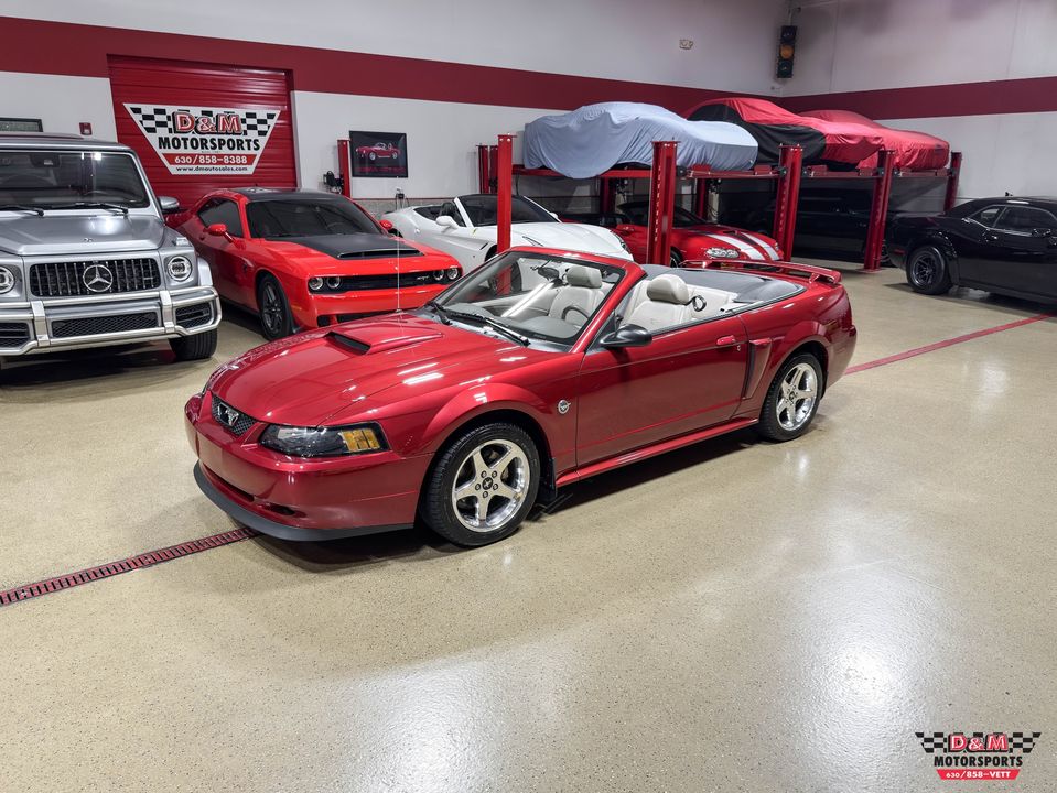2004 Ford Mustang