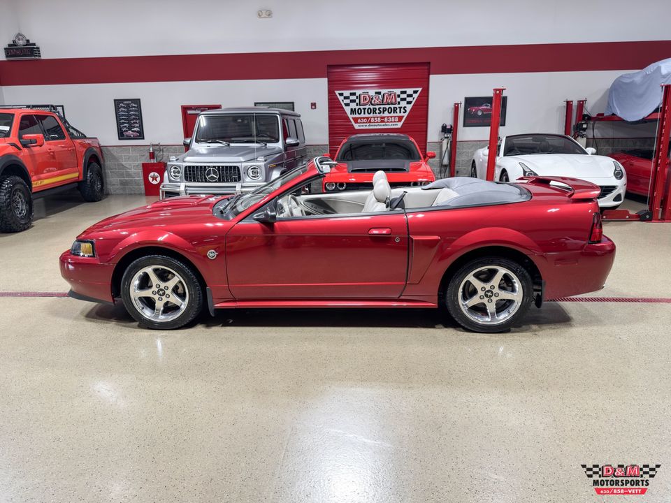 2004 Ford Mustang