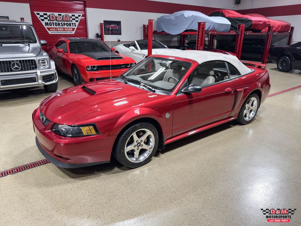 2004 Ford Mustang