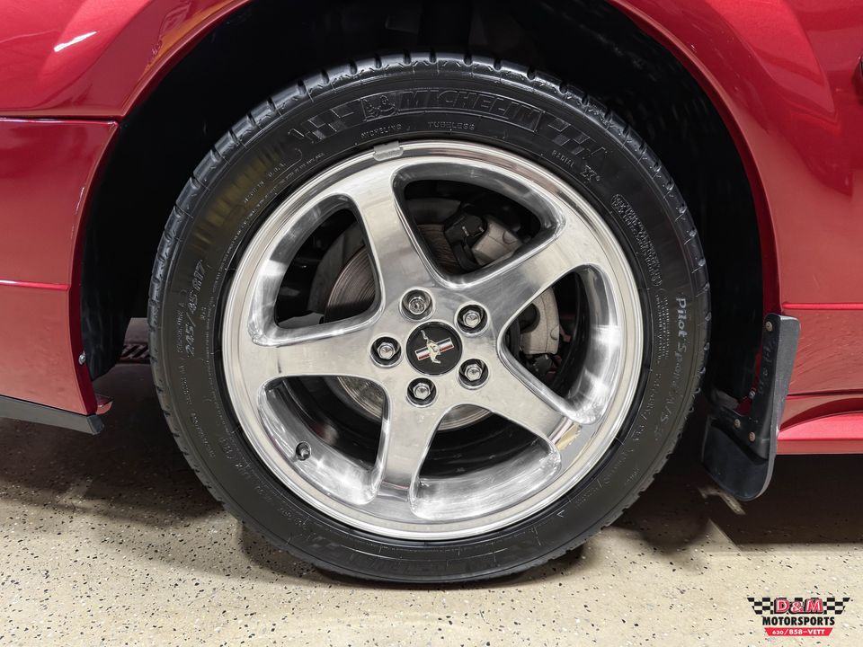 2004 Ford Mustang