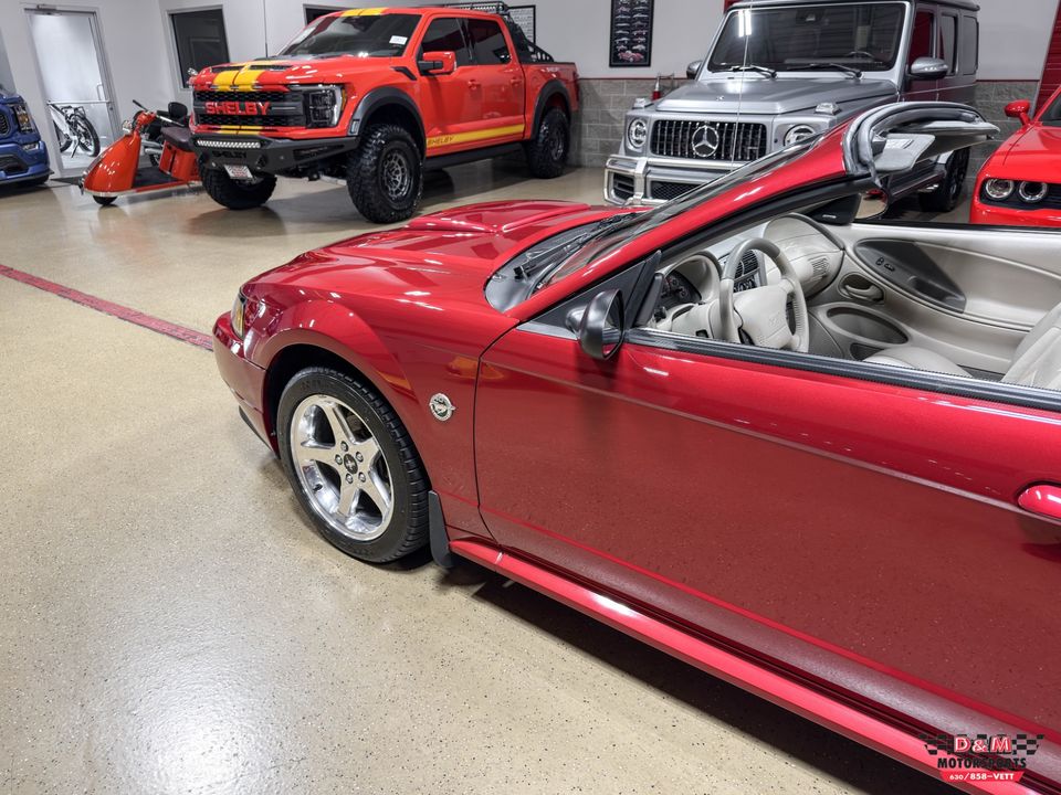 2004 Ford Mustang