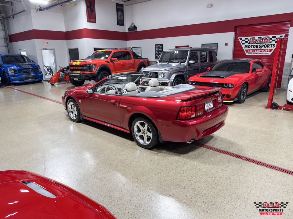 2004 Ford Mustang