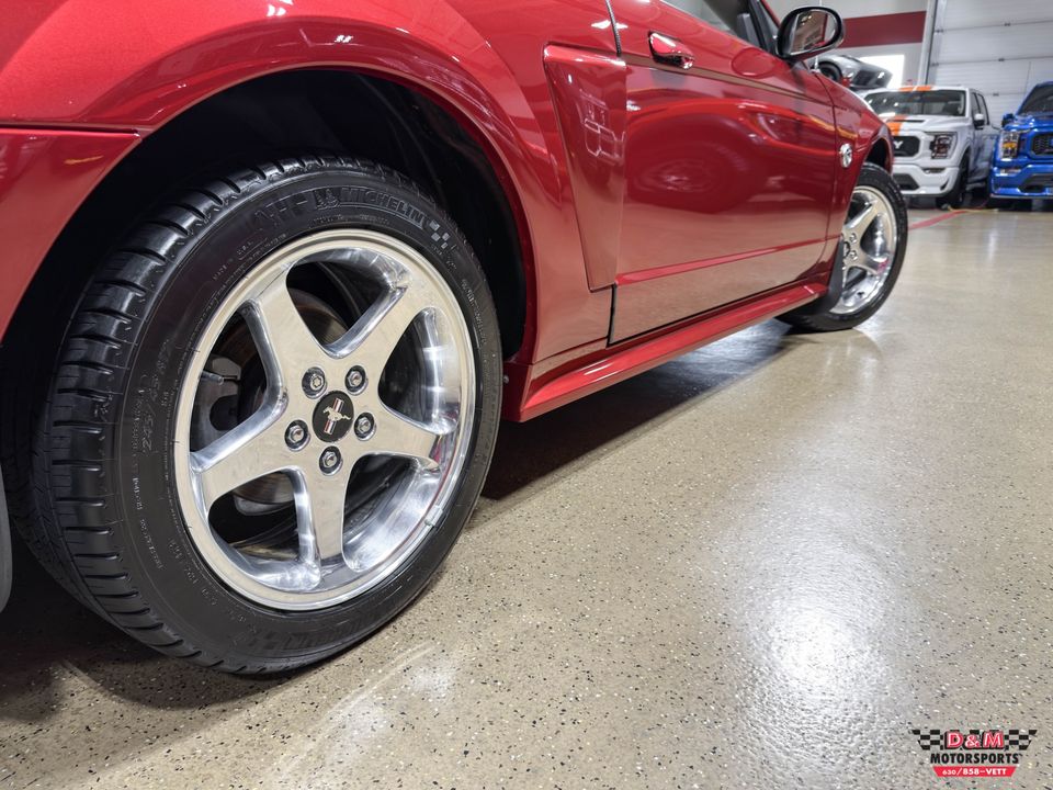 2004 Ford Mustang