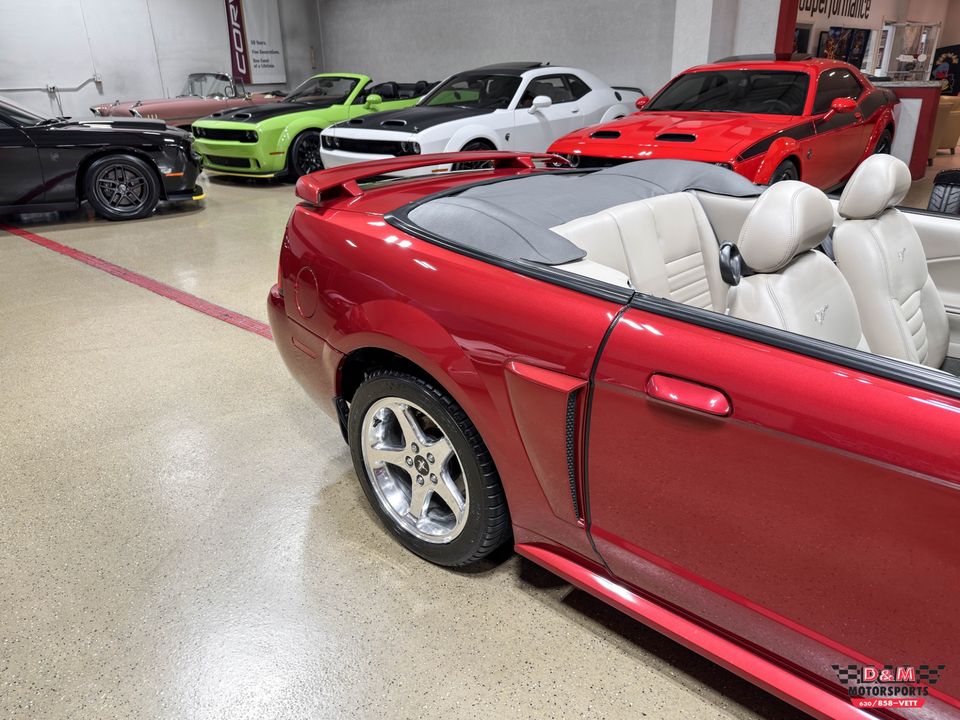 2004 Ford Mustang