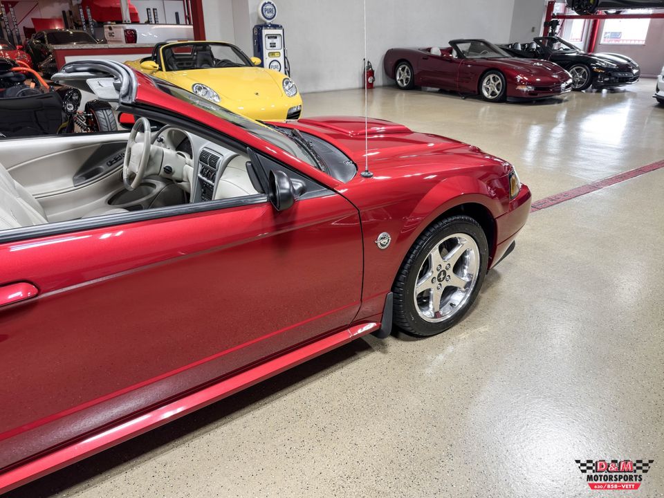 2004 Ford Mustang