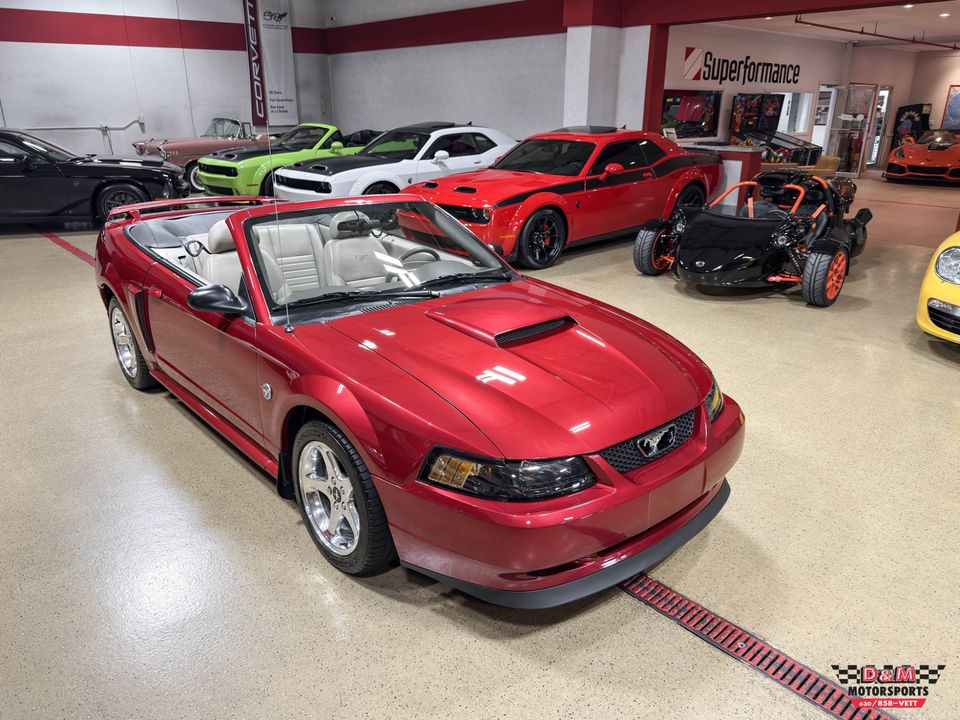 2004 Ford Mustang