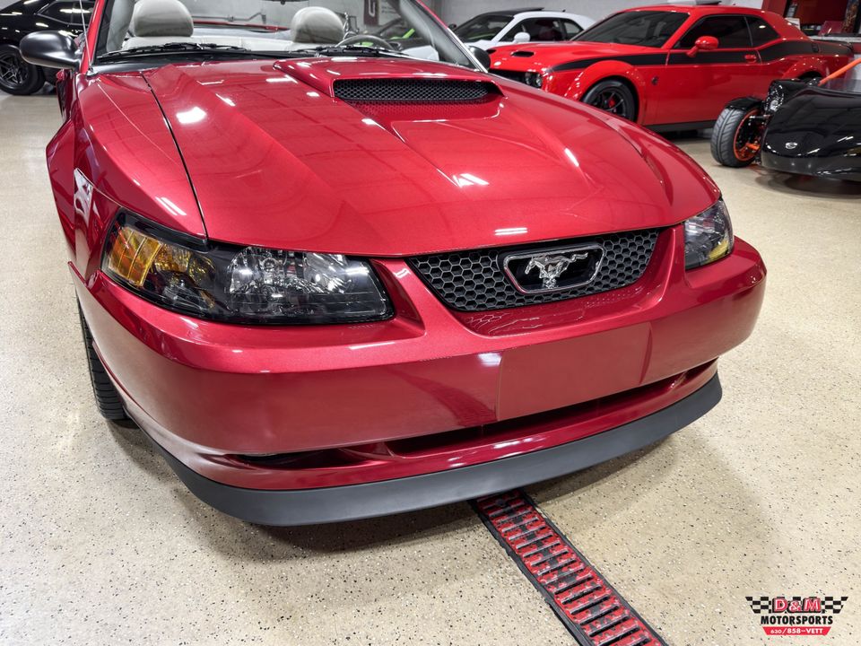 2004 Ford Mustang