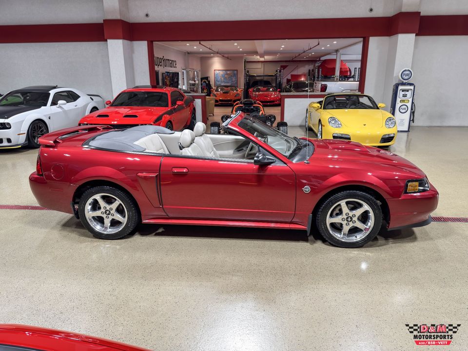 2004 Ford Mustang