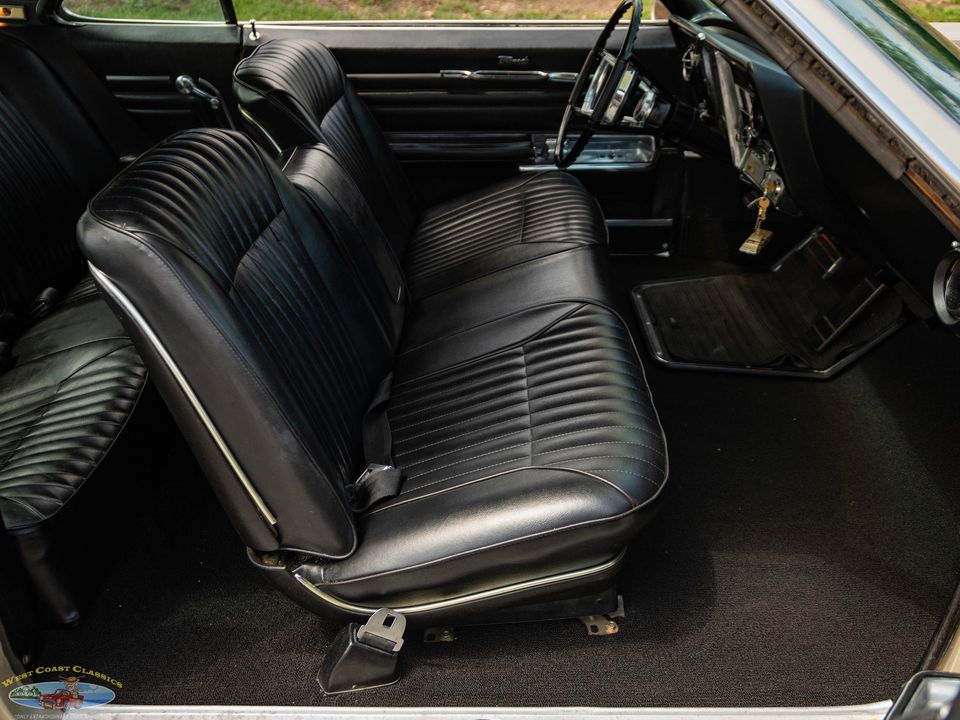1966 Oldsmobile Toronado Deluxe