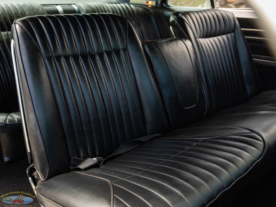 1966 Oldsmobile Toronado Deluxe