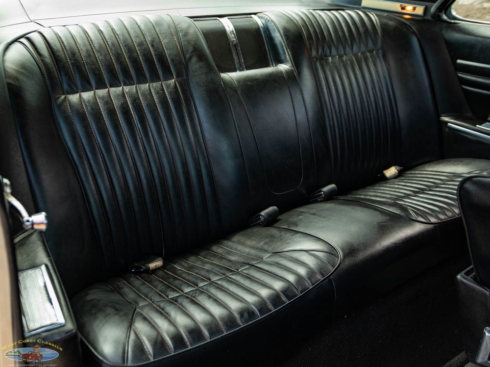 1966 Oldsmobile Toronado Deluxe