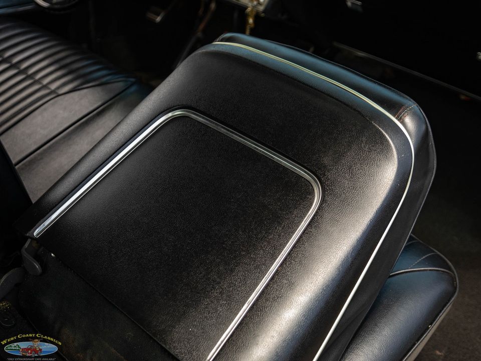 1966 Oldsmobile Toronado Deluxe