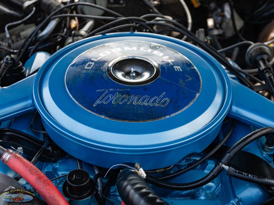 1966 Oldsmobile Toronado Deluxe