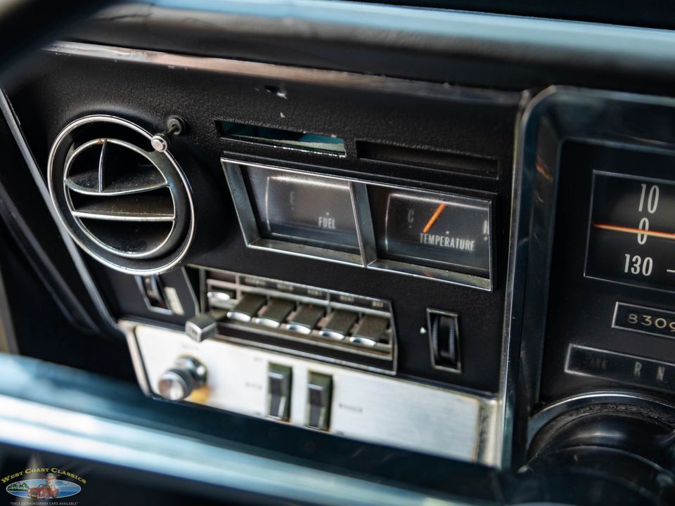 1966 Oldsmobile Toronado Deluxe