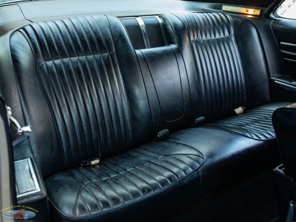 1966 Oldsmobile Toronado Deluxe
