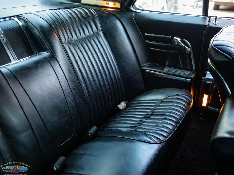 1966 Oldsmobile Toronado Deluxe
