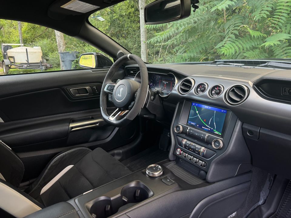 2020 Ford Mustang