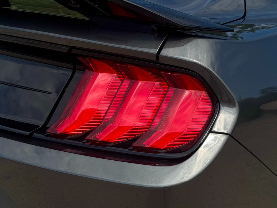 2020 Ford Mustang
