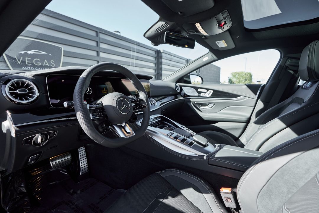 2024 Mercedes-Benz AMG   GT 43