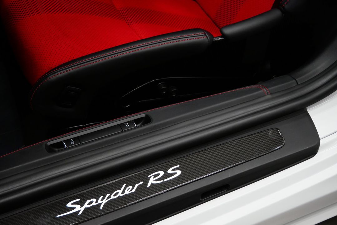 2024 Porsche 718