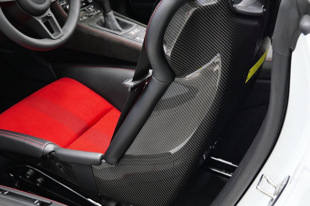 2024 Porsche 718