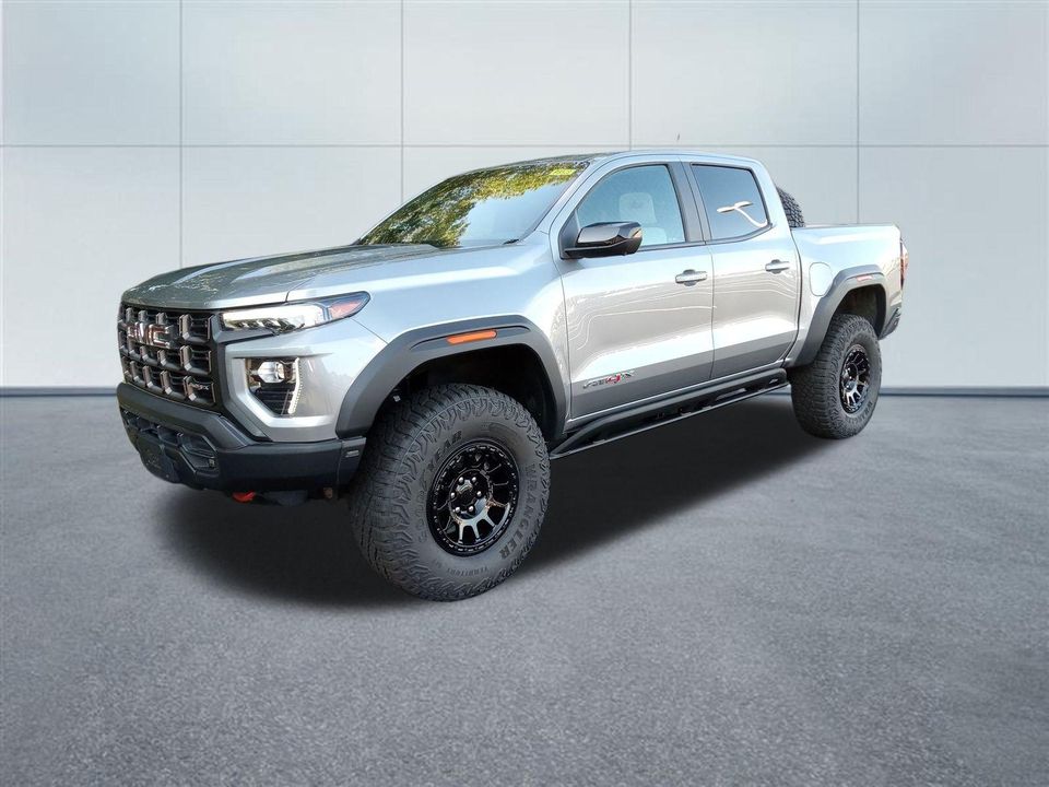 2024 GMC Canyon