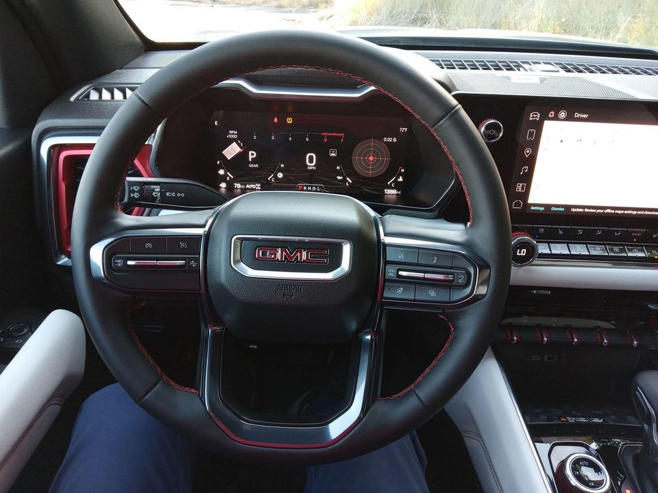2024 GMC Canyon