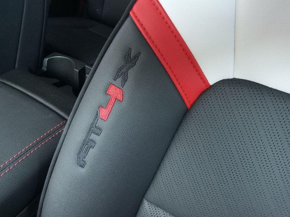2024 GMC Canyon