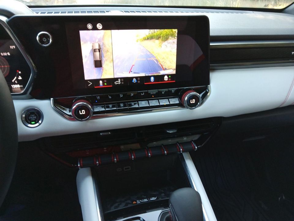 2024 GMC Canyon