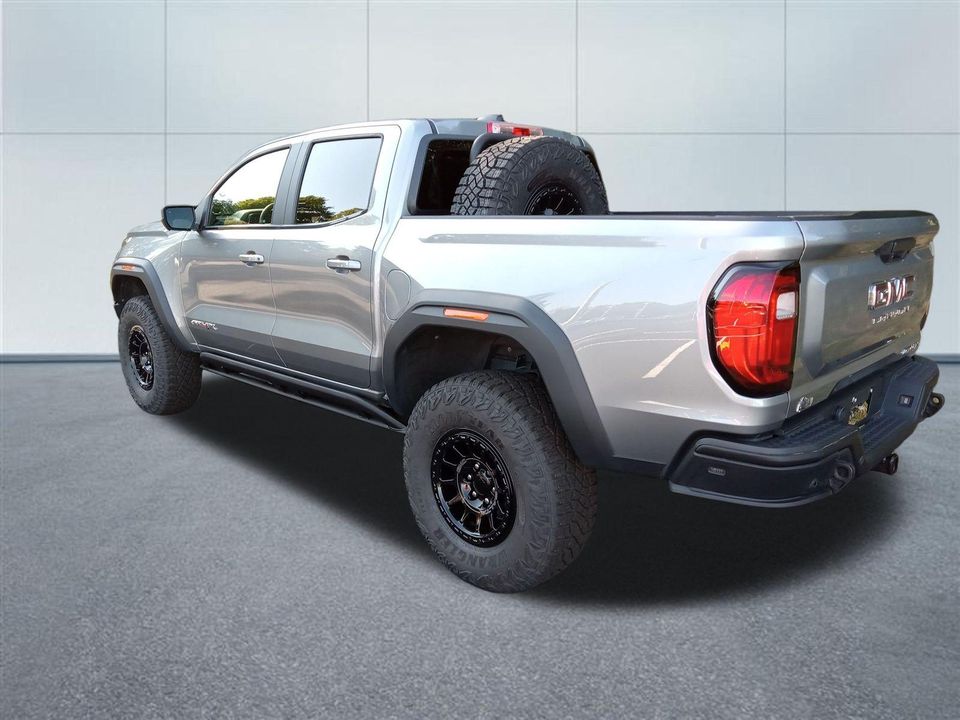 2024 GMC Canyon