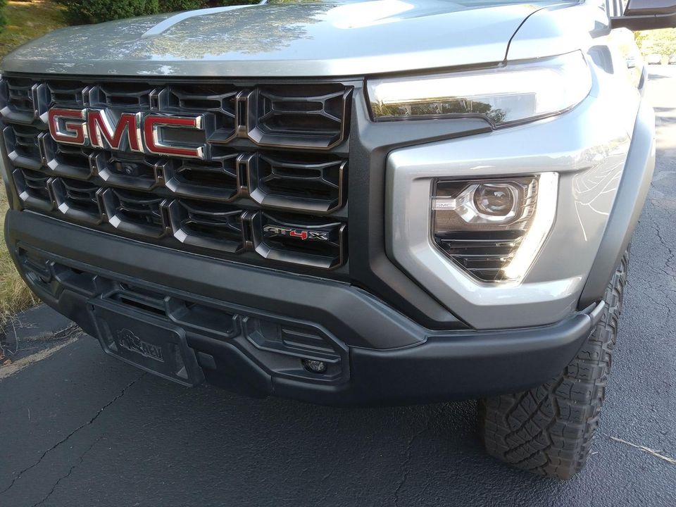 2024 GMC Canyon