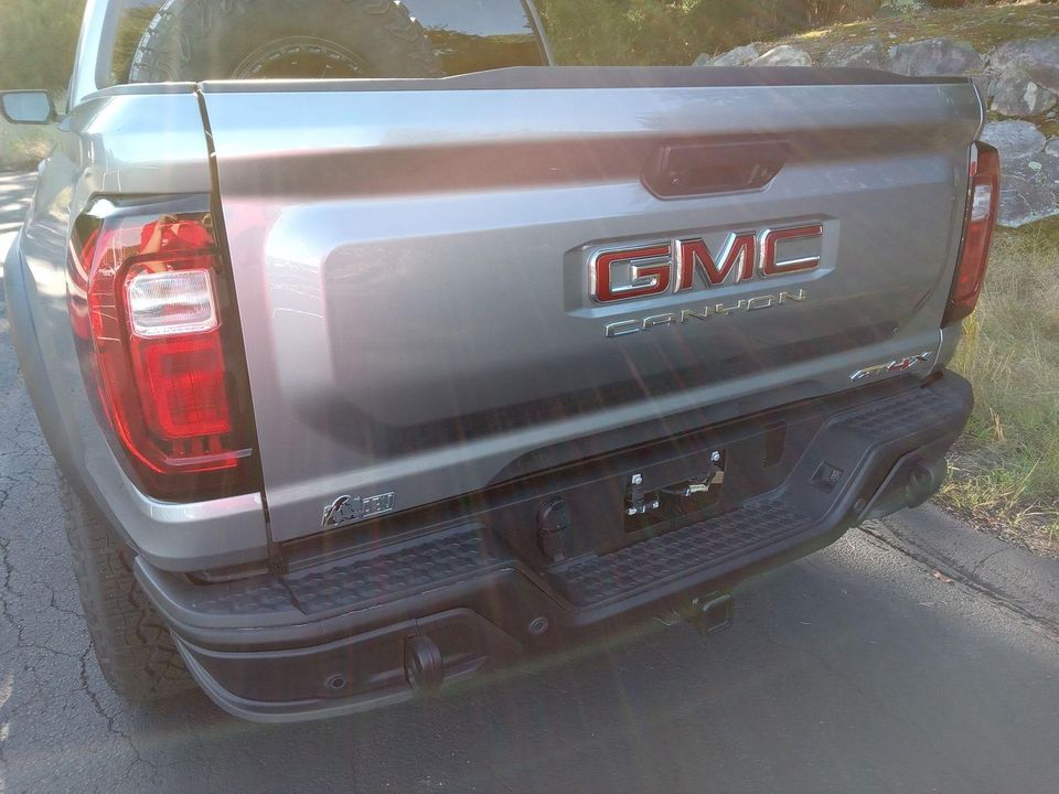 2024 GMC Canyon