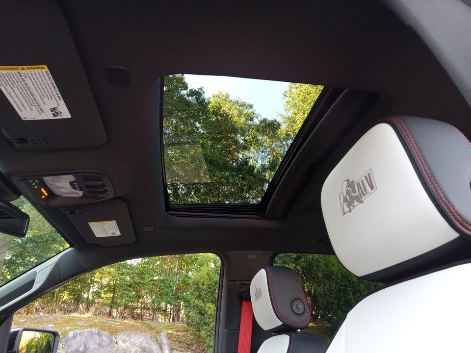 2024 GMC Canyon