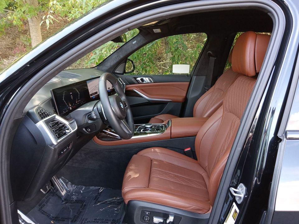 2024 BMW X7