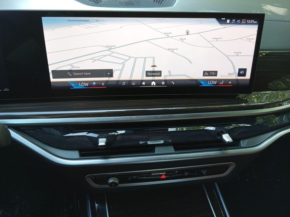2024 BMW X7