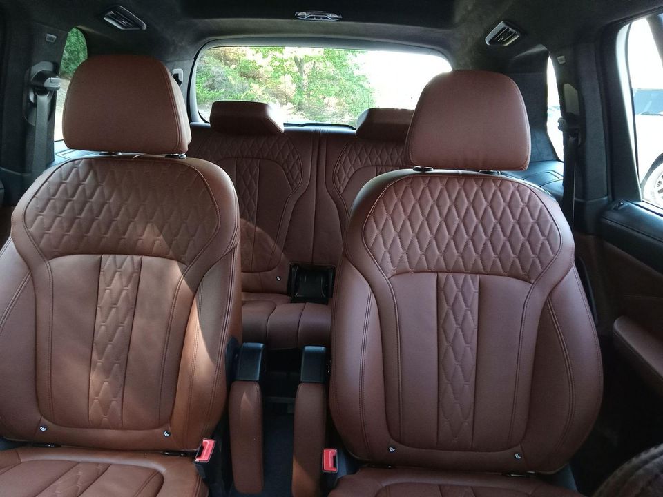 2024 BMW X7
