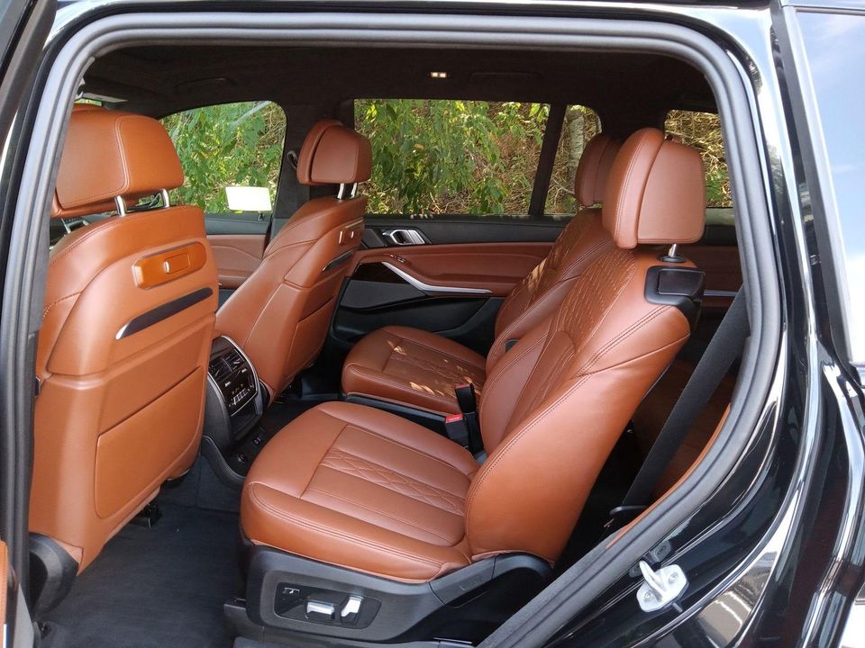 2024 BMW X7