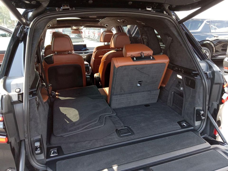 2024 BMW X7