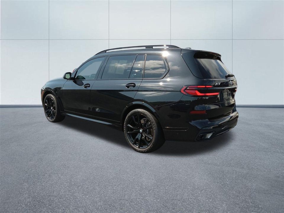 2024 BMW X7
